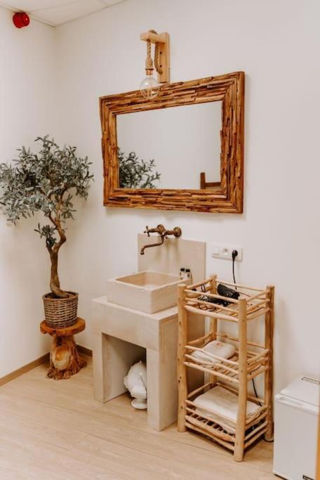 Suite De Charme Avec Jacuzzi Et Cabine Infrarouge Tubize 외부 사진